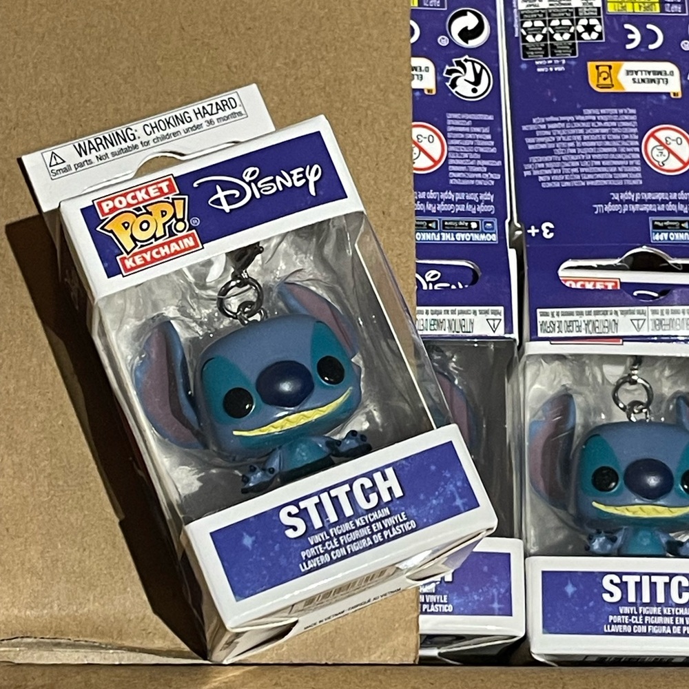 Stitch keychain - Picture 2 of 5